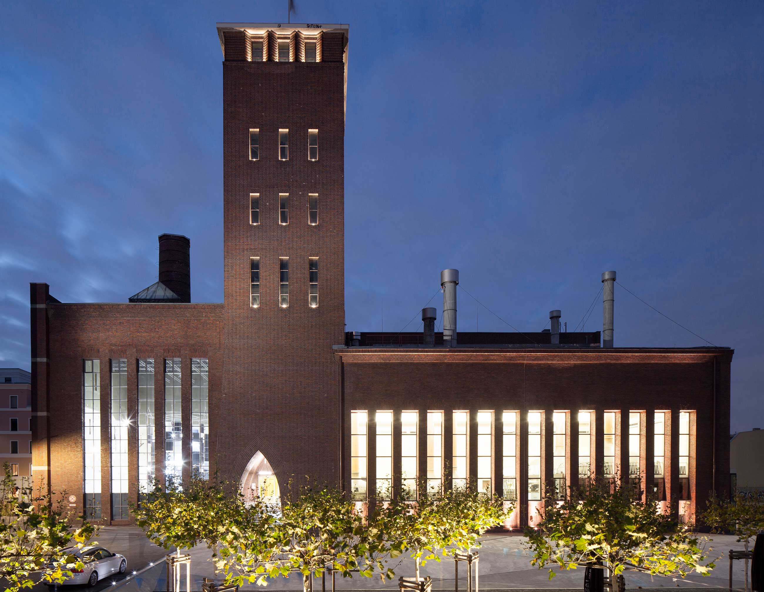 Kindl Locations Berlin Aussen Beleuchtet