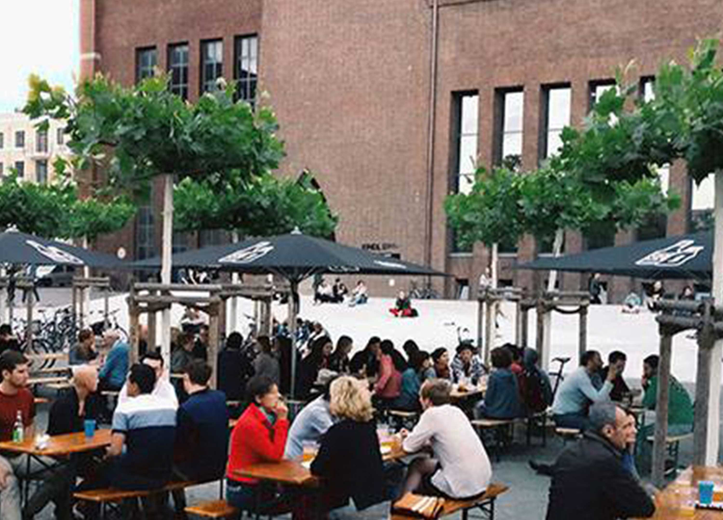 Kindl Locations Berlin Biergarten im Sommer